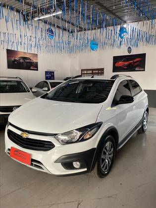 CHEVROLET ONIX 1.4 MPFI ACTIV 8V FLEX 4P AUTOMÁTICO